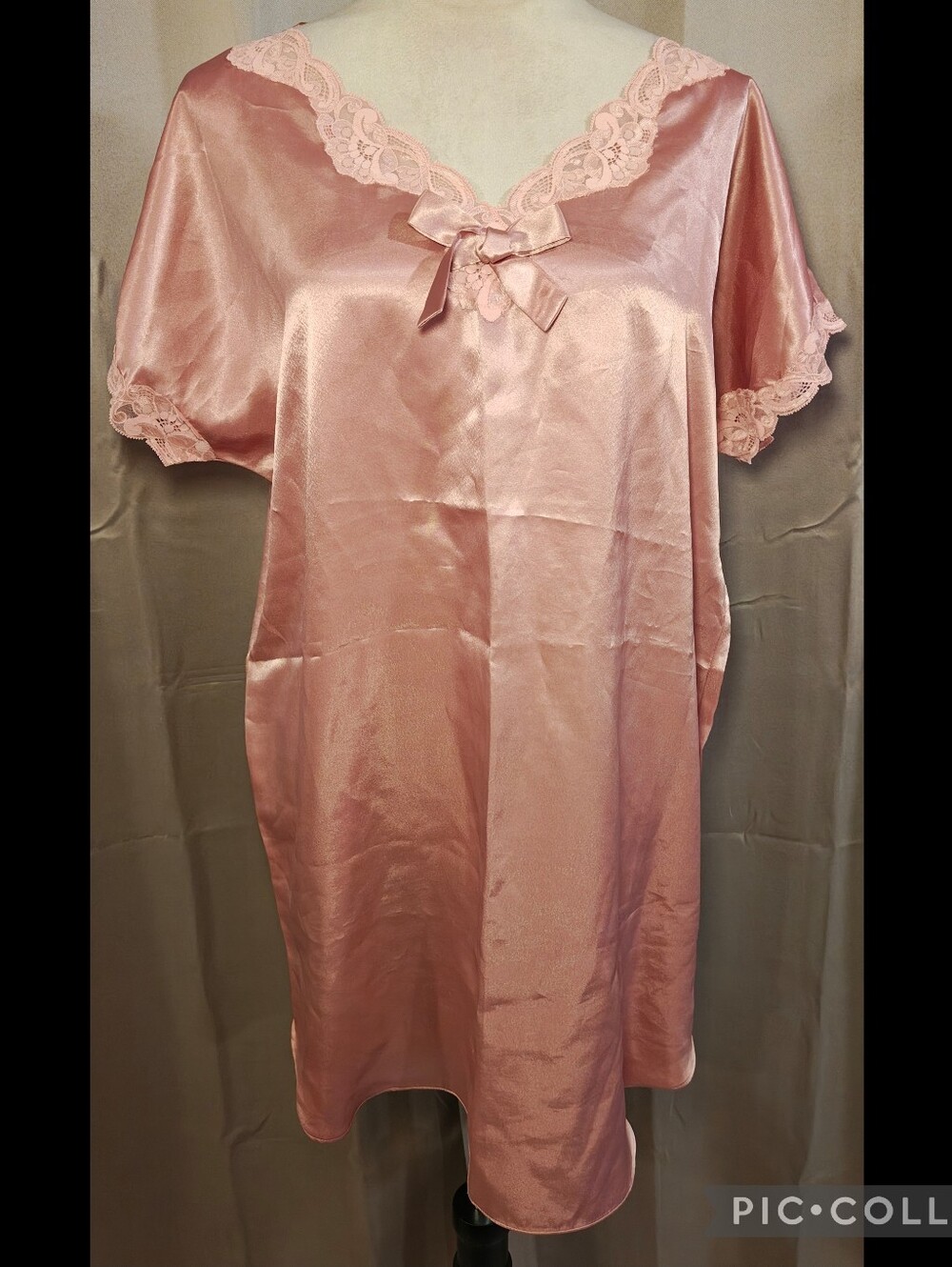 🩷Vintage Victoria’s Secret Gold Label Liquid Satin Sleep Shirt Lingerie Dress🩷